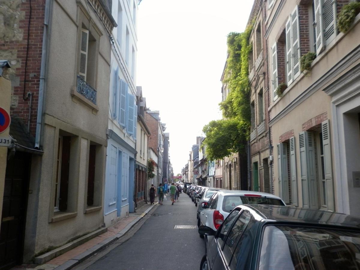 Gite Les Grenouilles Honfleur Exterior photo